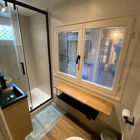 Hyper Centre Apartman