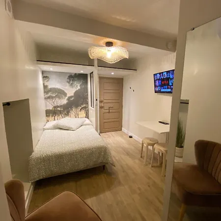 Hyper Centre Apartman